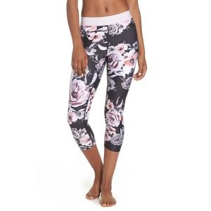 Zella Vera Print Crop Leggings